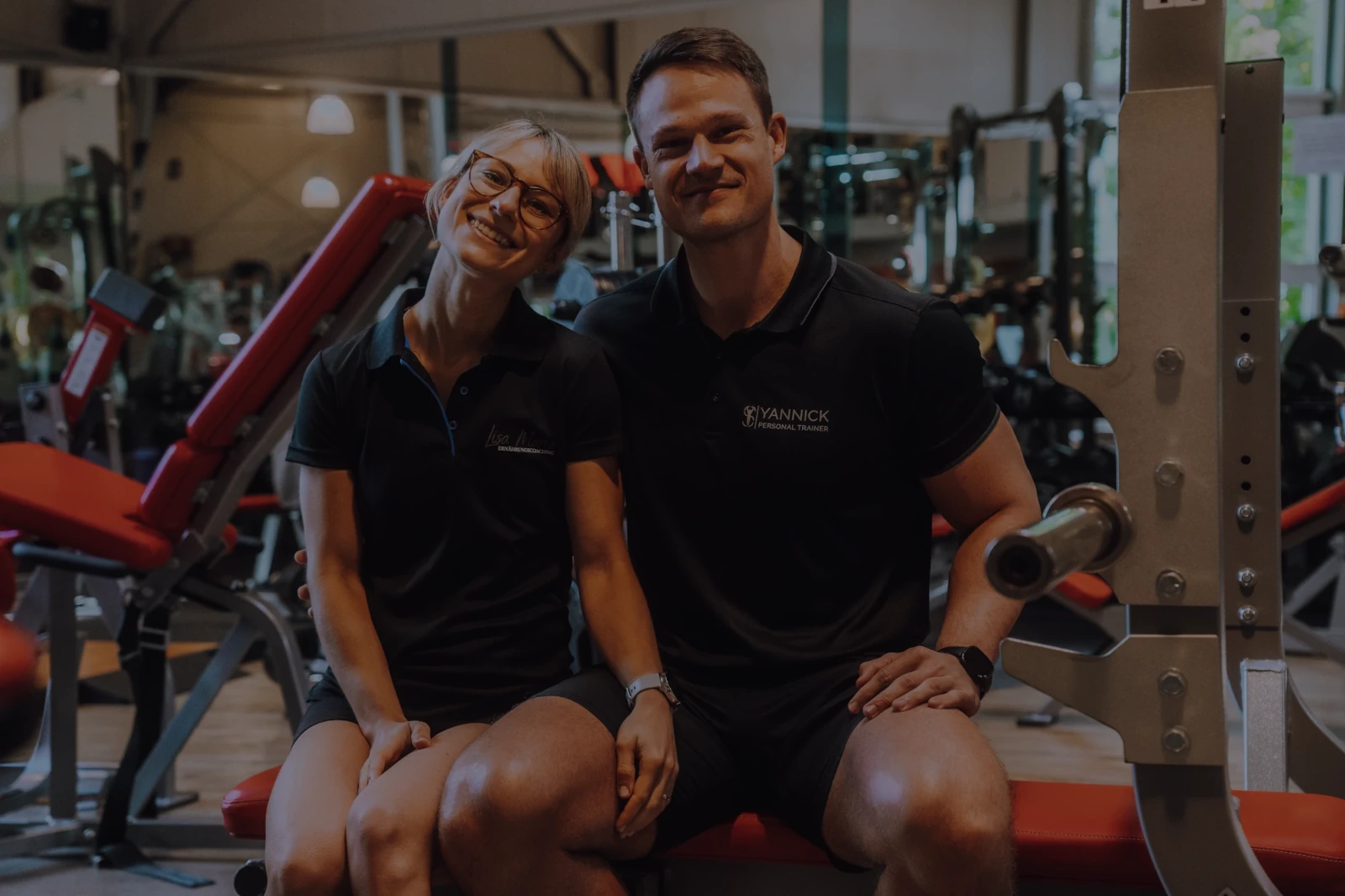 Lisa Marie Schlemm mit Yannick Schlemm im Fitnessstudio